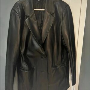 Primark Women's Sleek Black Blazer